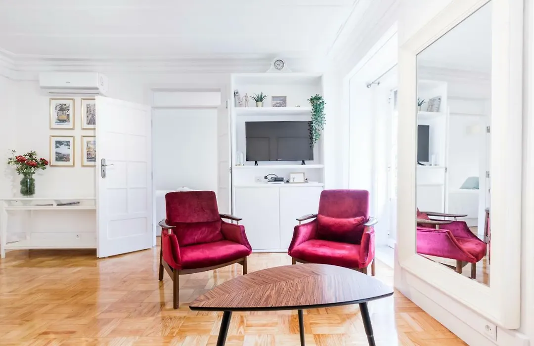 Your Place In Lisbon-1